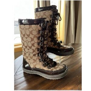 Coach Peggy Khaki and Brown Patent Leather Trim Boots/Shoes Size 8 Worn Once
